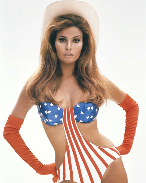 Raquel Welch 8X10