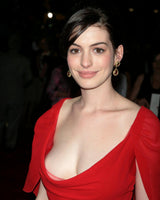 Anne Hathaway 8X10